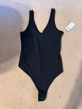 Abercrombie bodysuit black v neck NWT